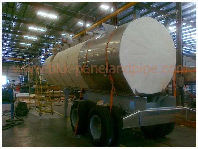 งานติดตั้งฉนวนกันความร้อน-เย็น\ฉนวนโพลียูเรเทนโฟม (Polyurethane Foam)