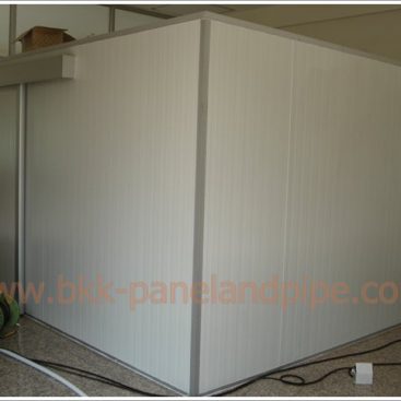 ระบบฉีดเข้าเครื่องอัดแบบ (Press Machine) สำหรับตู้คอนเทนเนอร์ เครื่อง AHU
